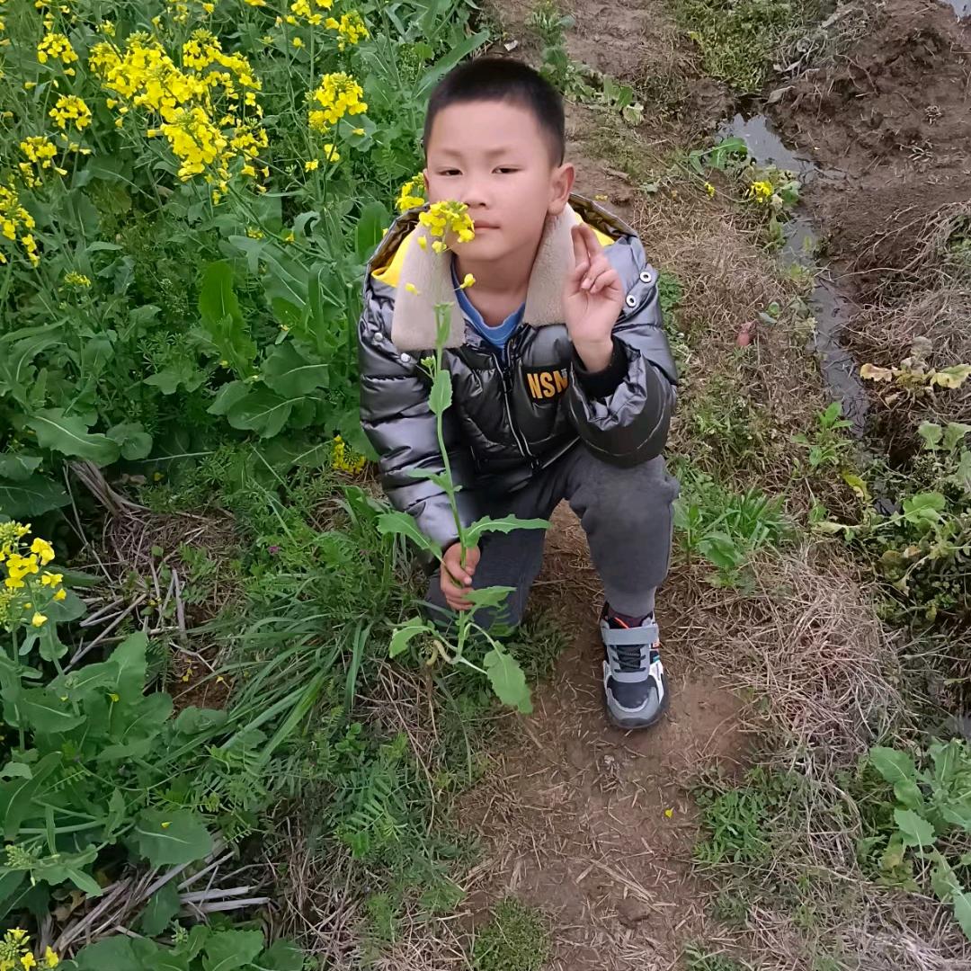 十年の若さで笑う