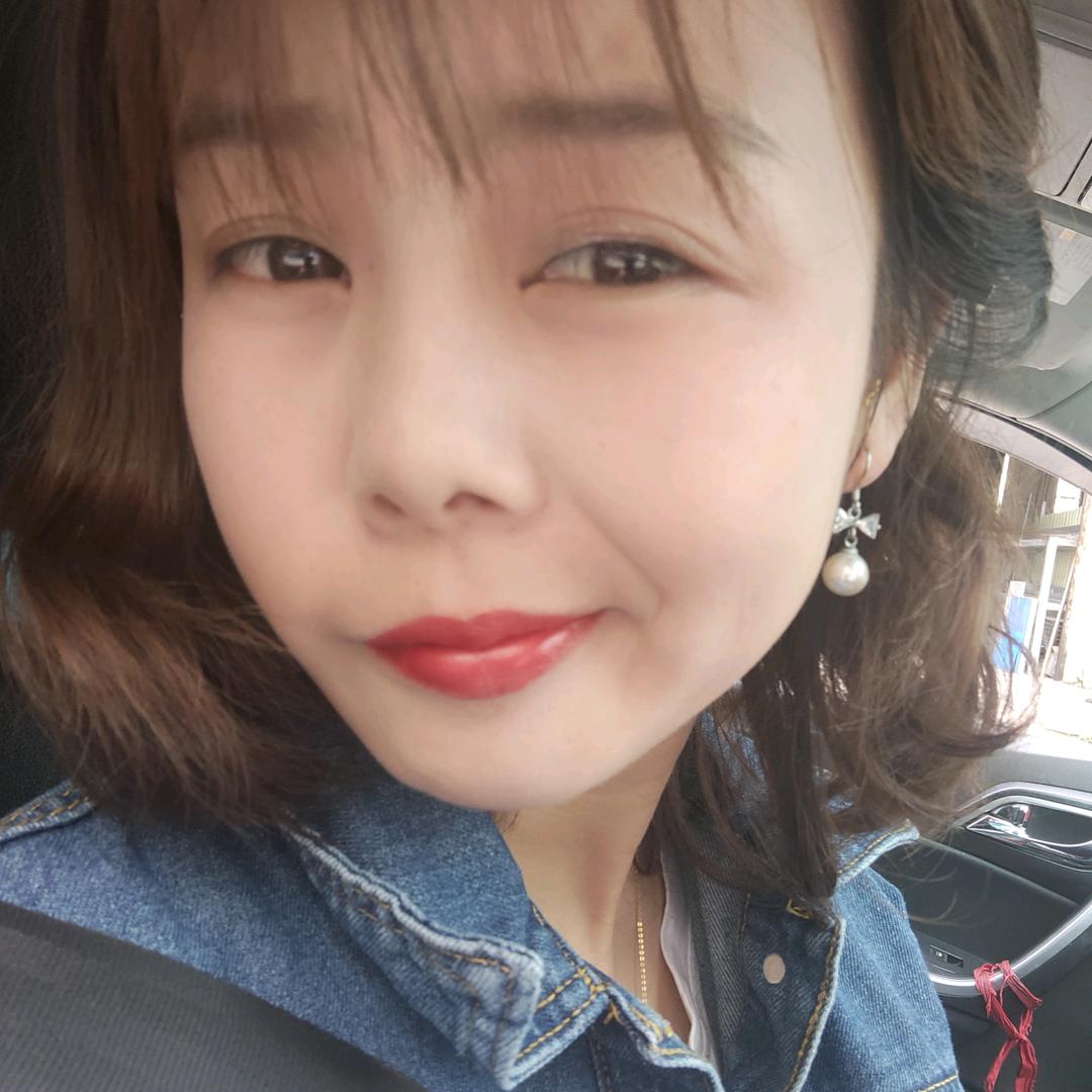 黄石炒货供应商-小艾