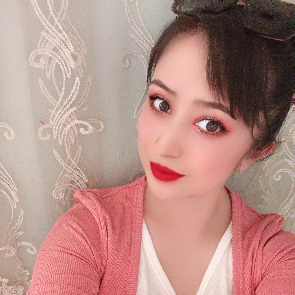 古丽斯旦 [冲1万粉丝）