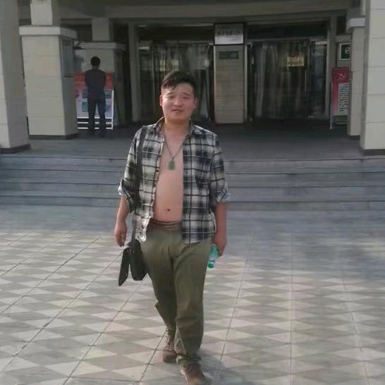 鹤壁小鹤二手车