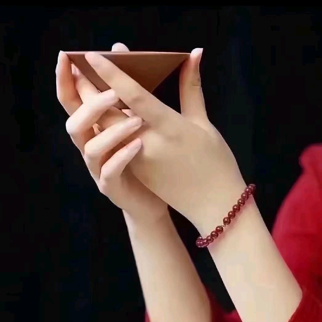 石薇