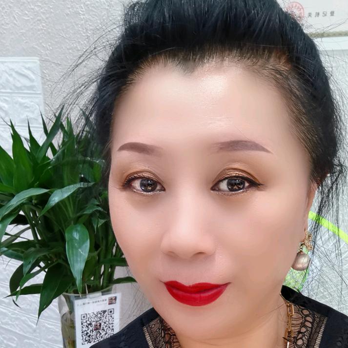 毛毛虫美鞋店