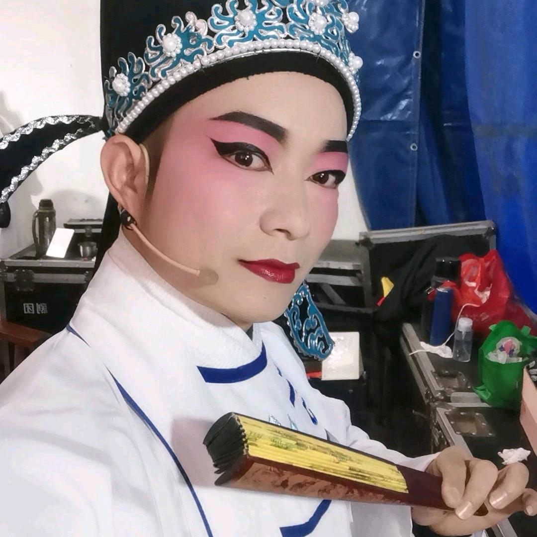 钟意平淡