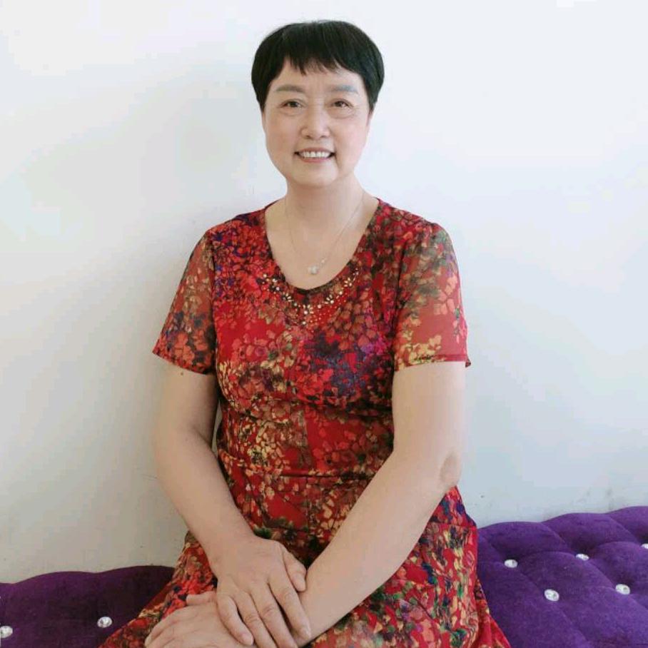 资深小姐姐