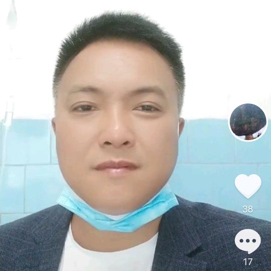 用户5884983526526黑哥