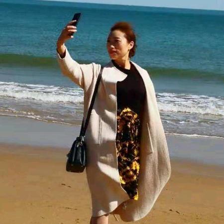 大锅蒸海鲜香姐