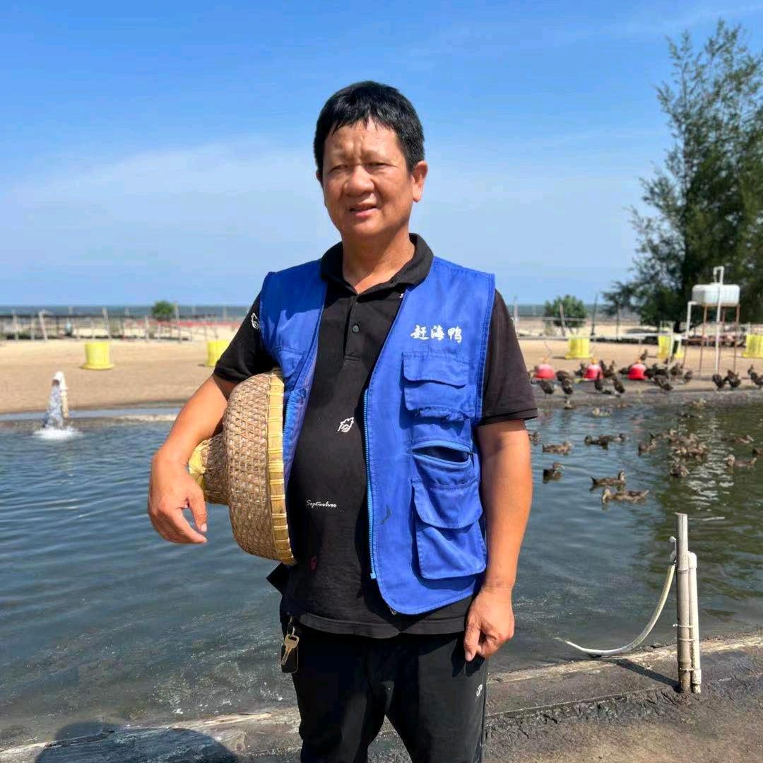 吴川市吴阳海缘海鸭养殖基地