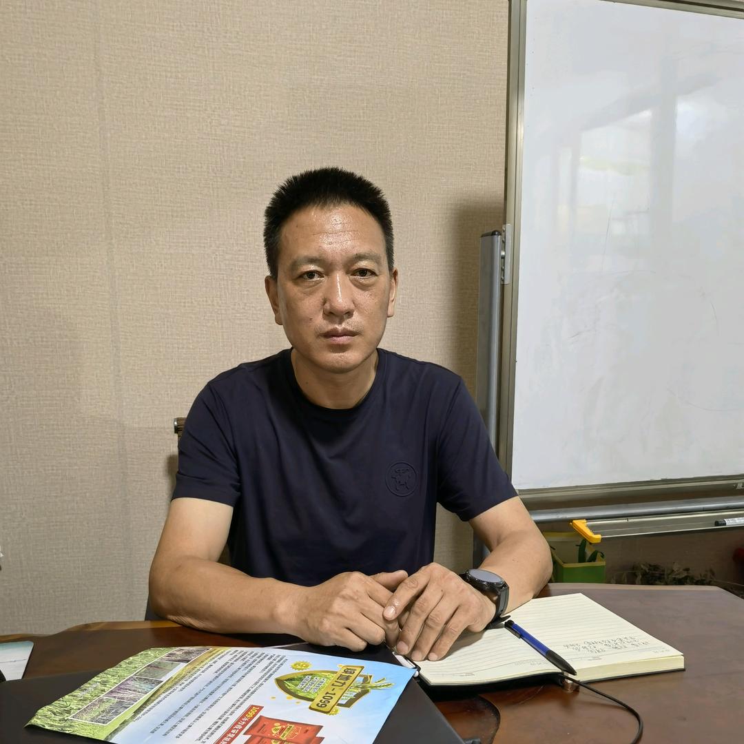 青海湖畔