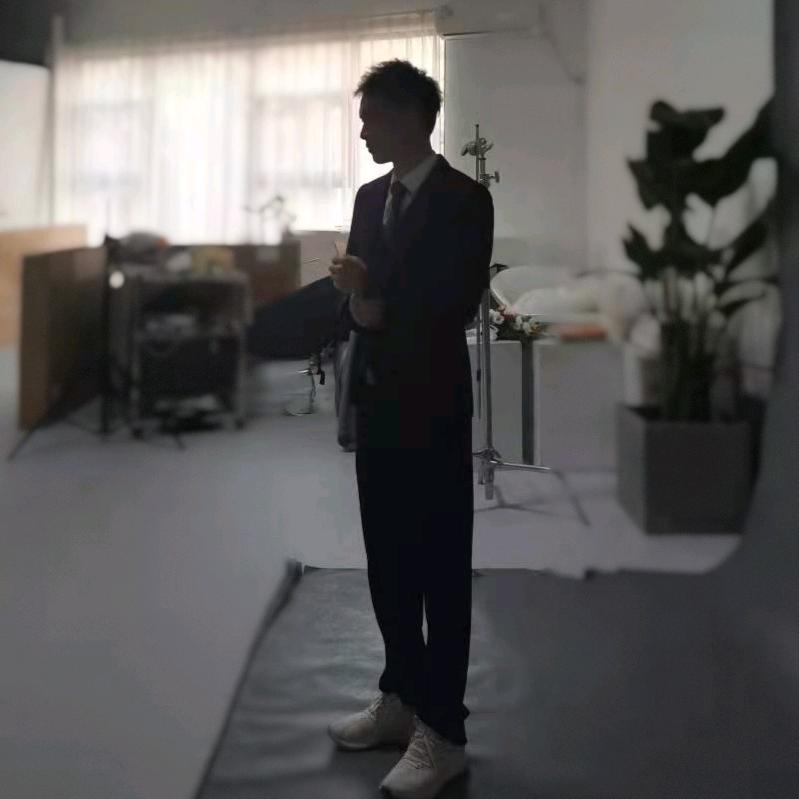 包租公_合金弹头