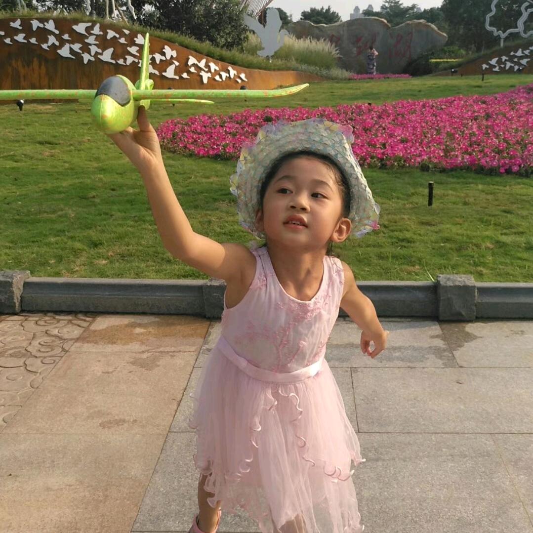可爱小妞