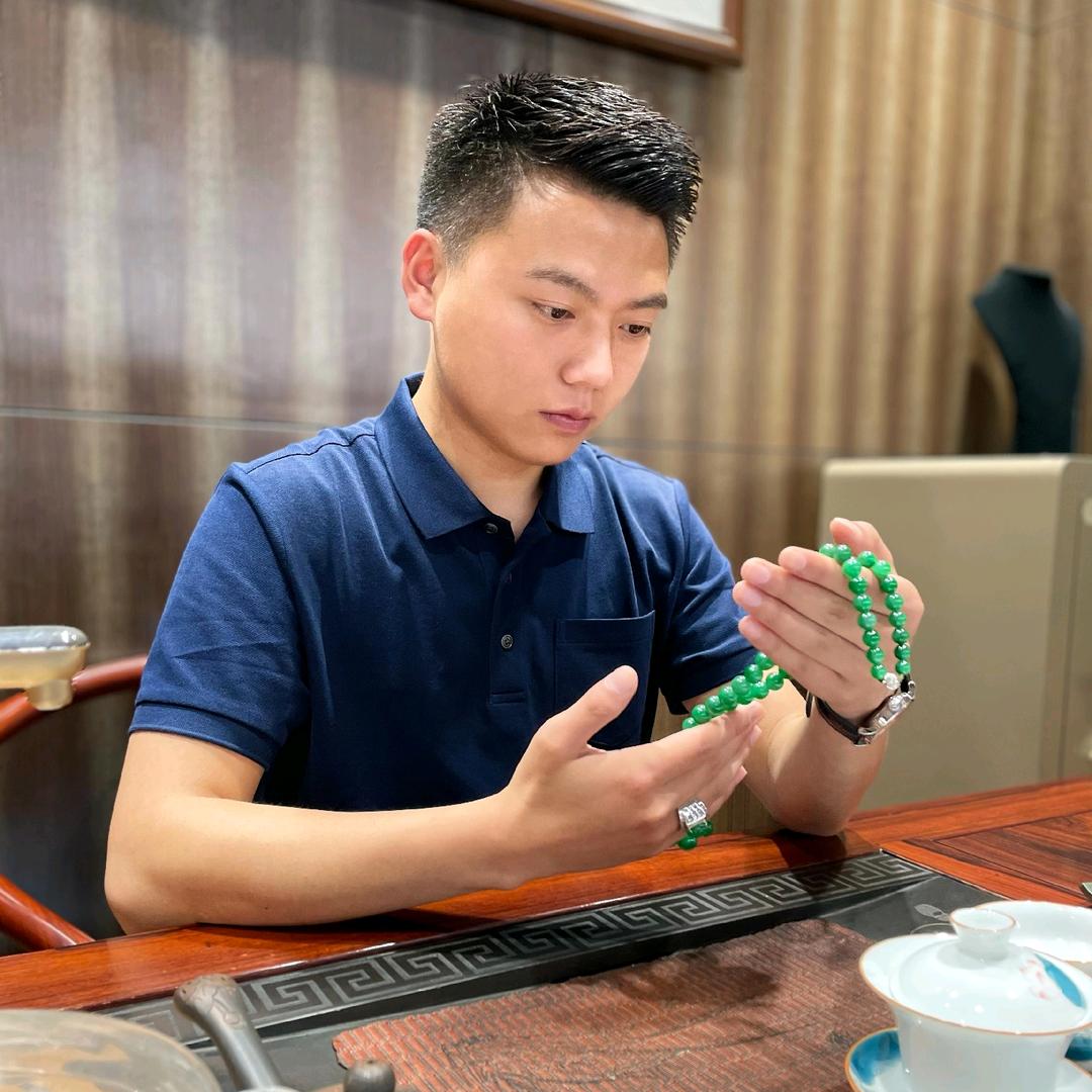 做翡翠的林威