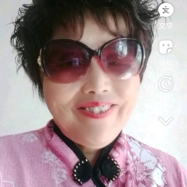 以身作则，纷丝群一个，欢迎你加入我群谢谢