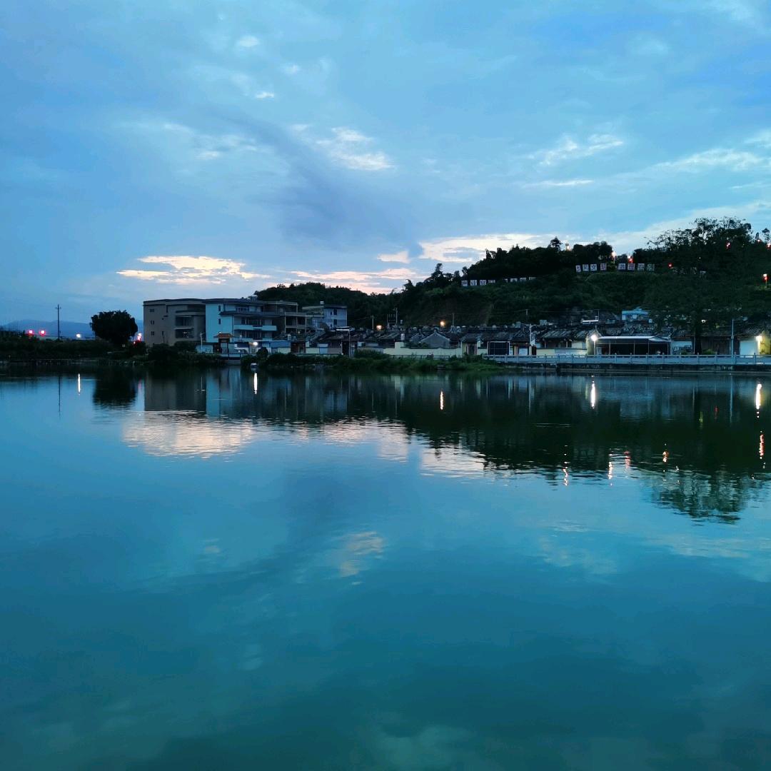 阿rong哥