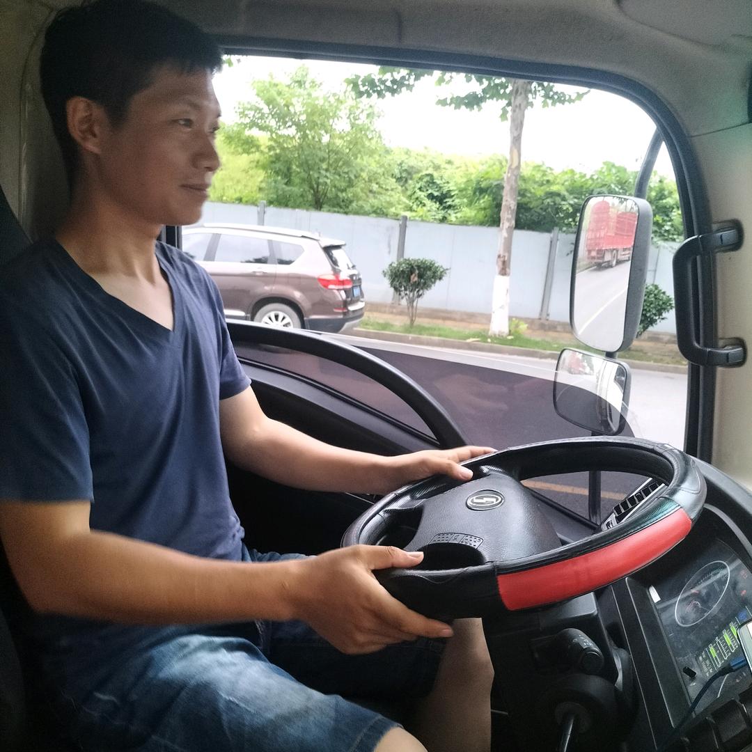 货车满先生
