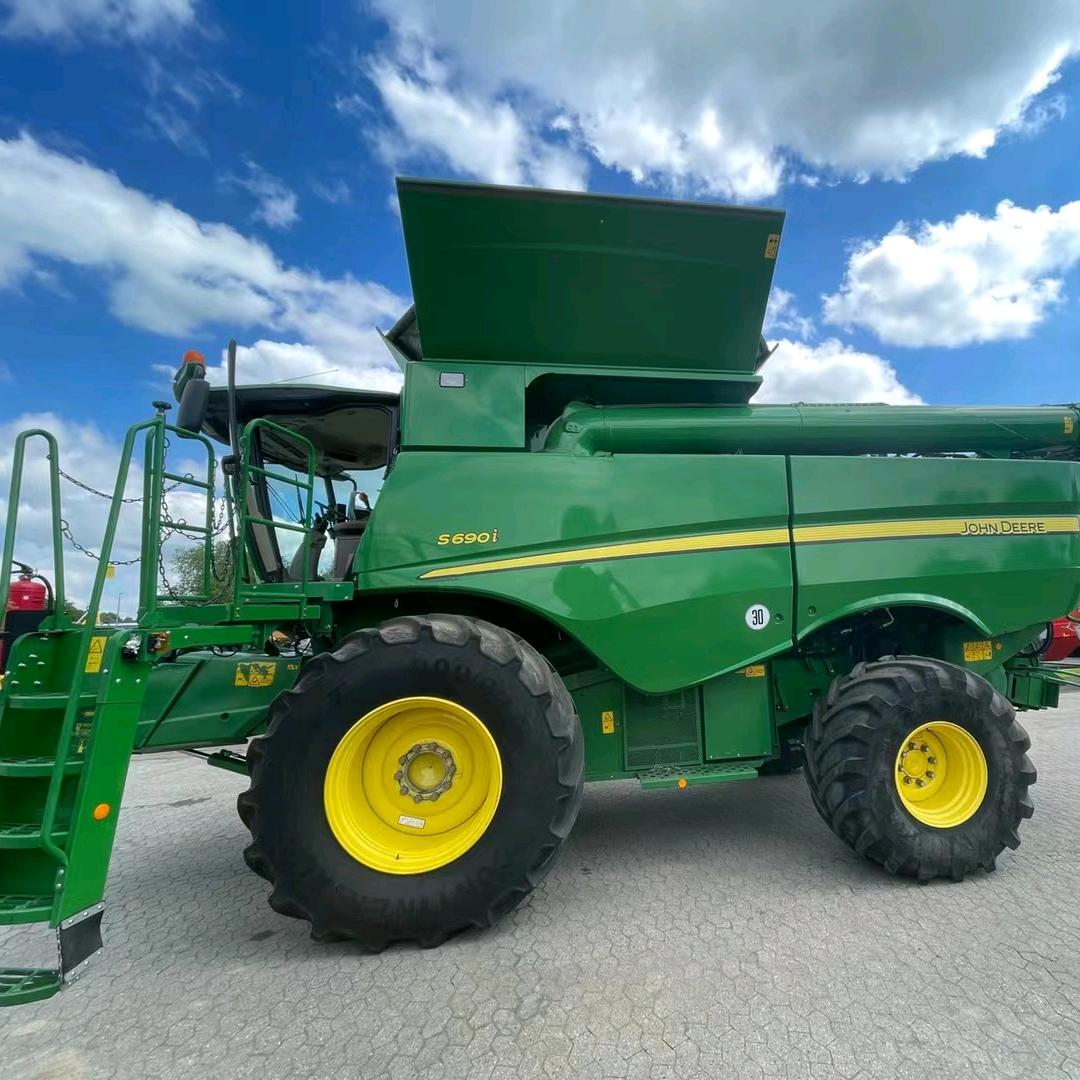 1997.    🚜