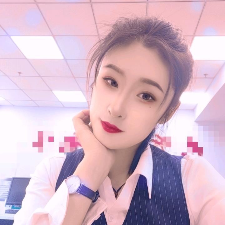 越努力 越幸运的小姑凉