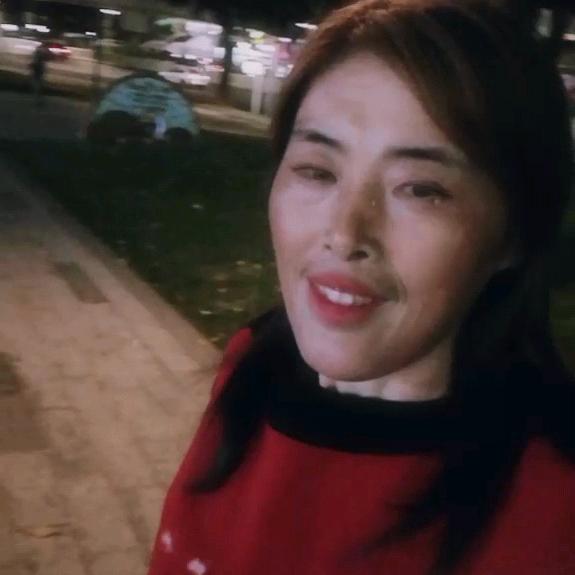 石榴姐（每晚8:40）