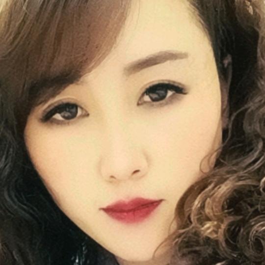 轻素栖花里美妆护肤店晋城芳姐