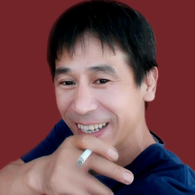 爱摄影的龙哥