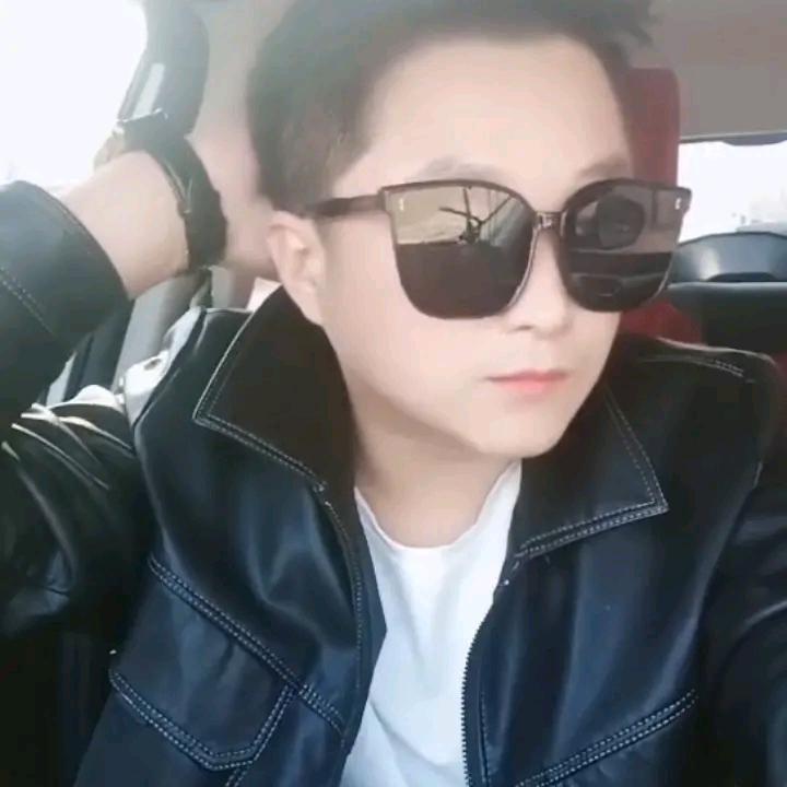 董总