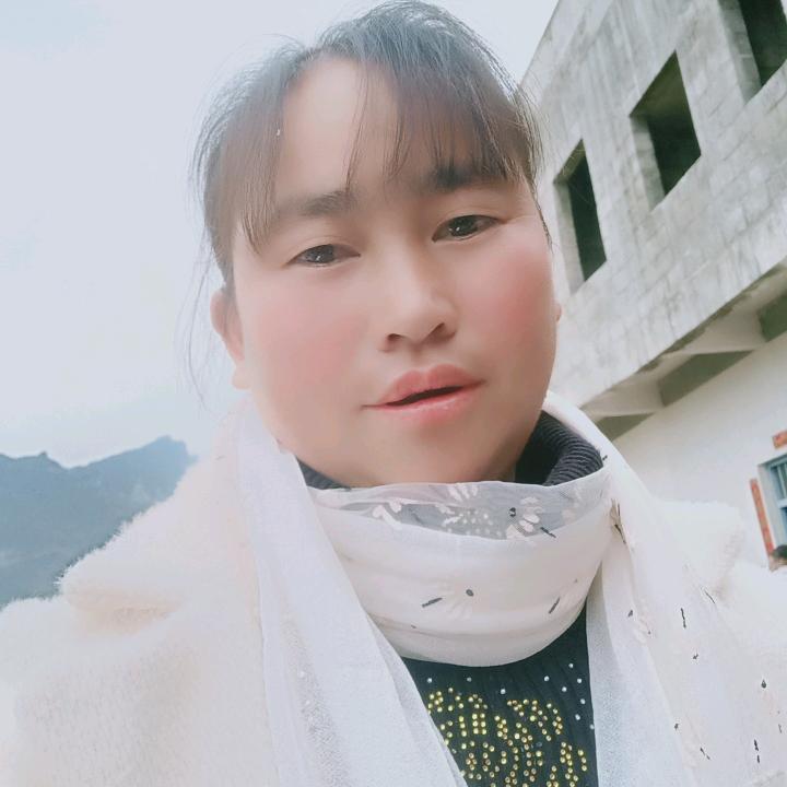 周憨包