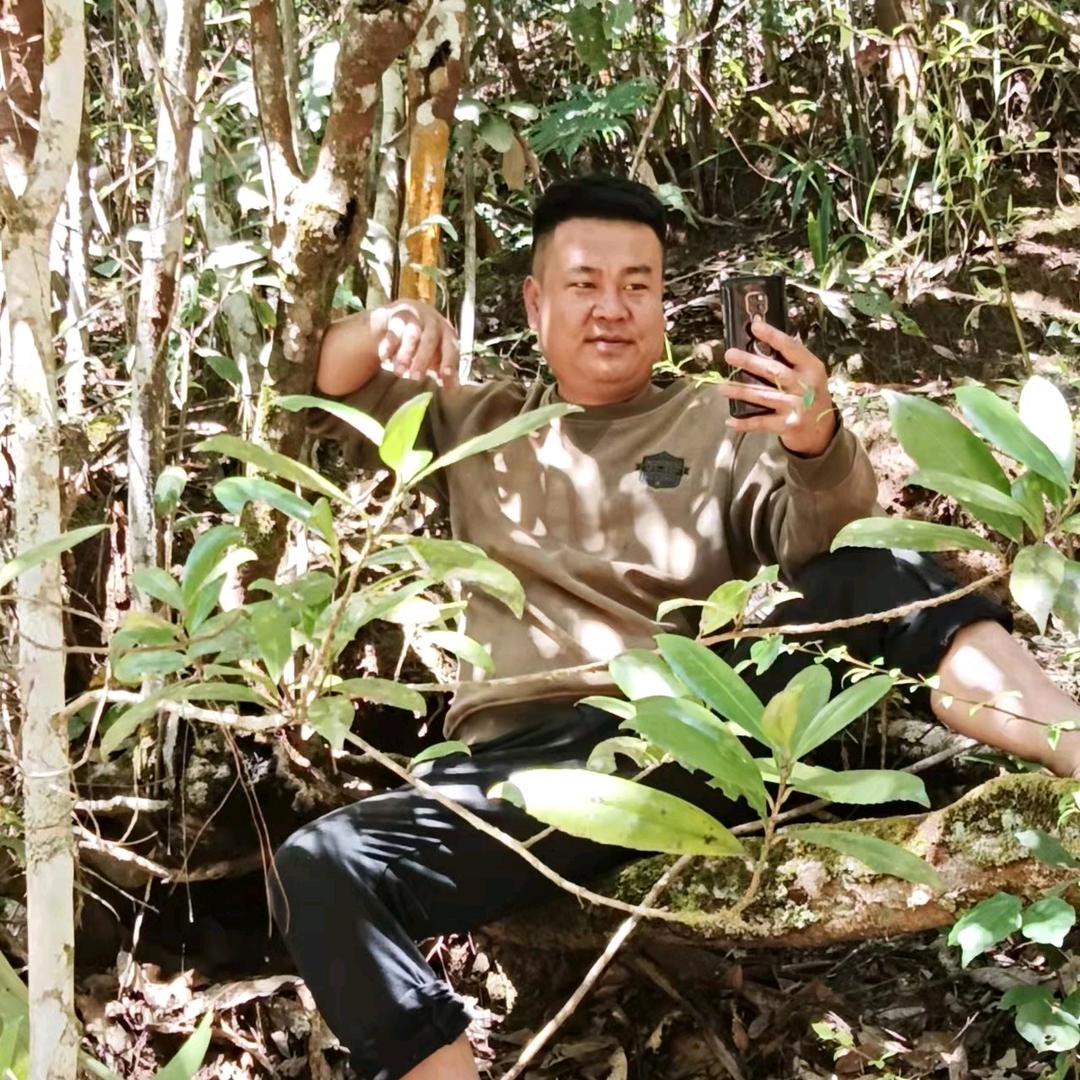 该死的板凳脚