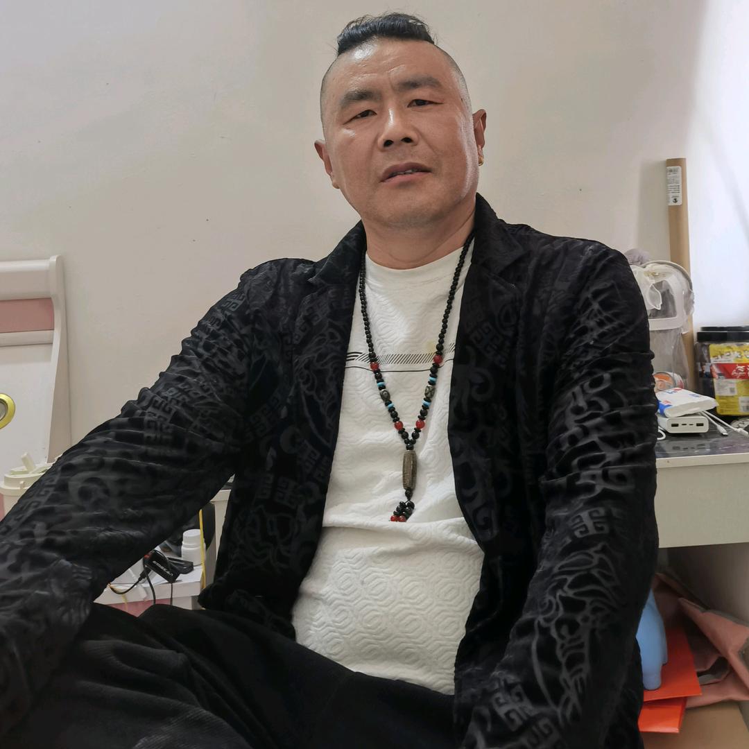 牛人黑磊小号