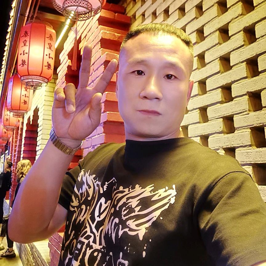 河头老街景区外汉艺亭旅拍