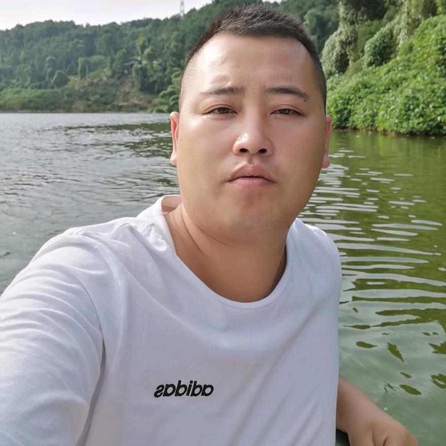 铜梁力娃大小拖车