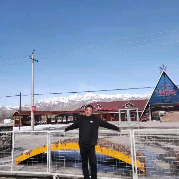 孔东风，多财多亿