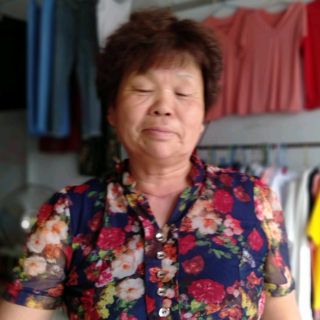 董亭英
