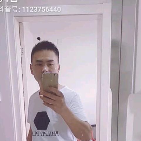 坚强哥