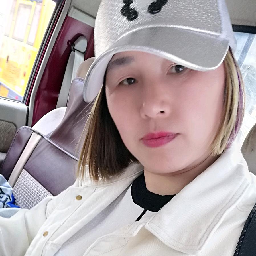 关岭出发点时尚造型专业烫染店