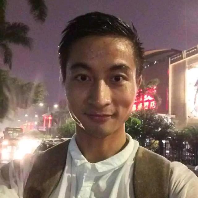 设计师陈小黑