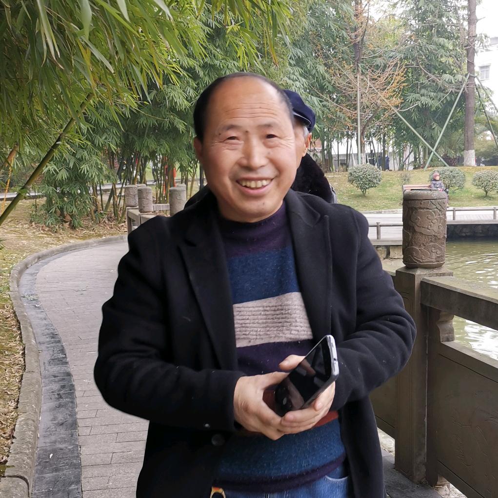 萍华水业  赵显华