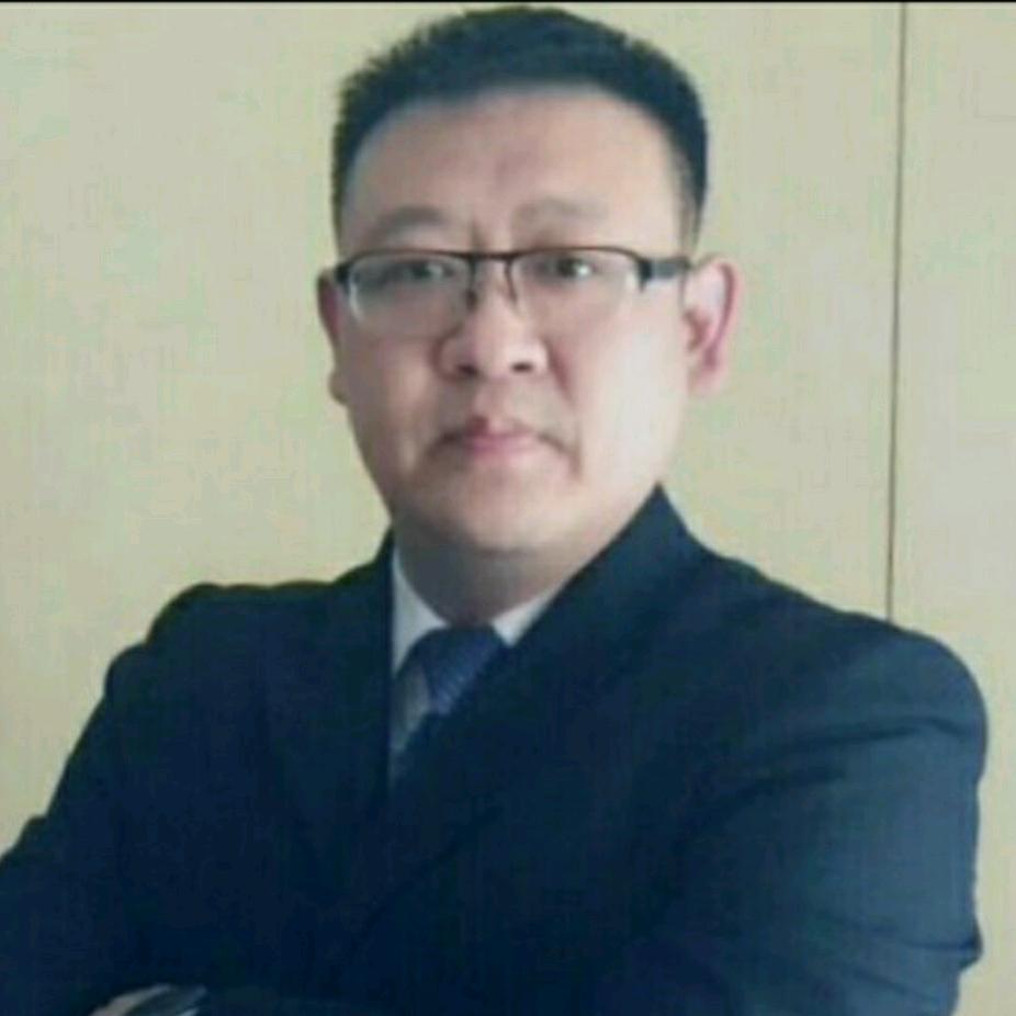 高硕呈