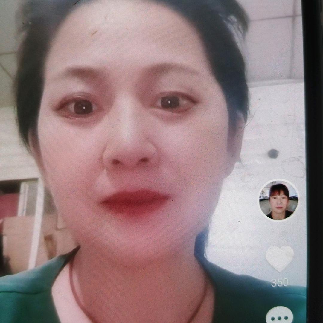 卞安琴