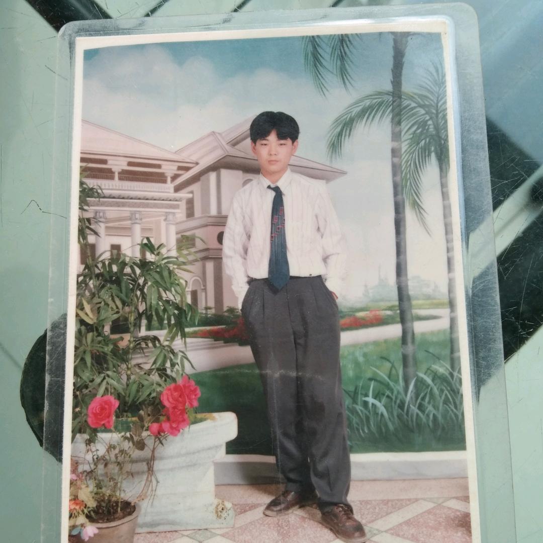 巴中卖特产豆腐干提糖麻饼锋哥