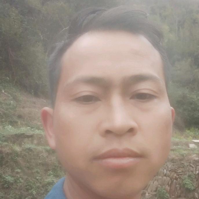 天在下雨    我在想你