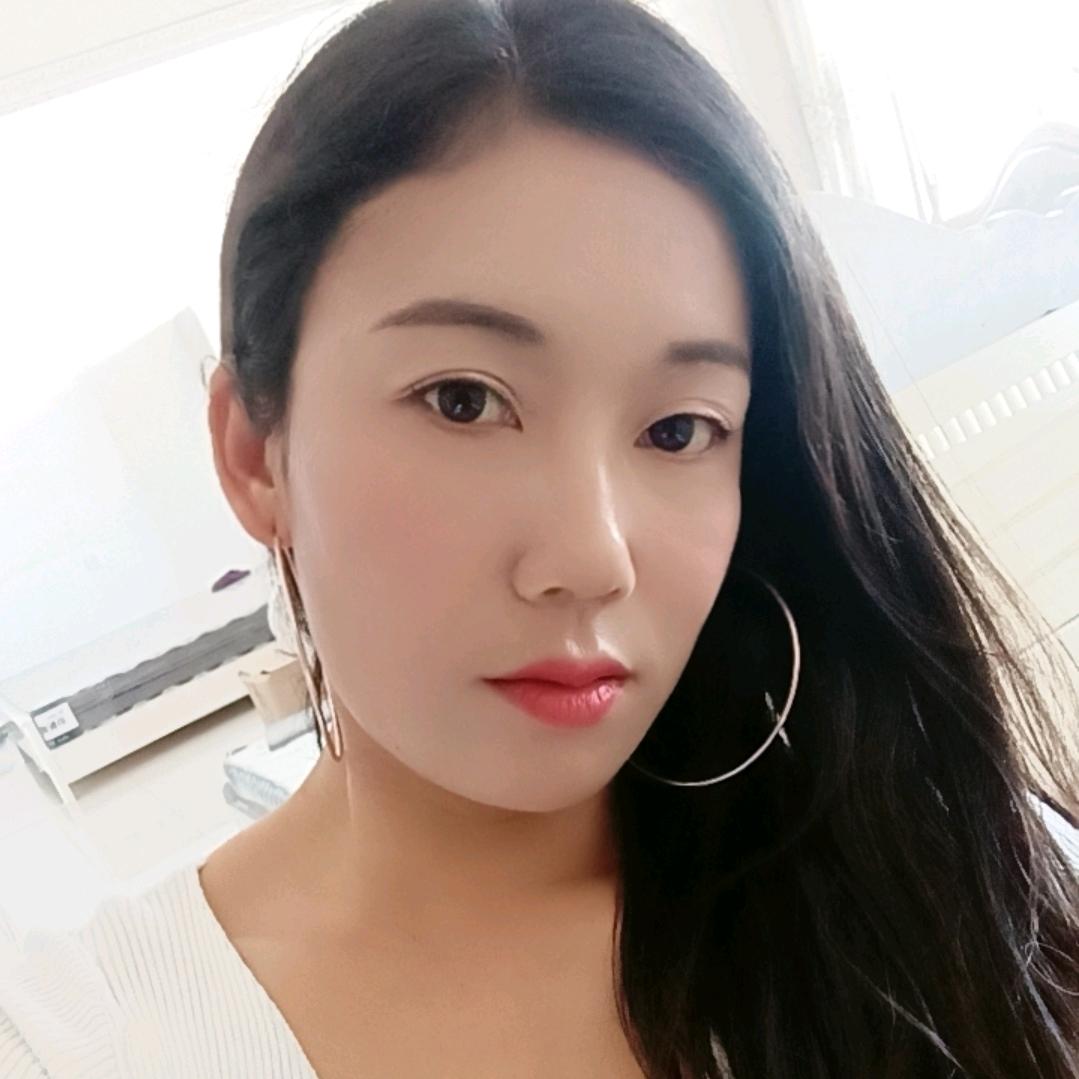 面甸卖家具的海丽姐
