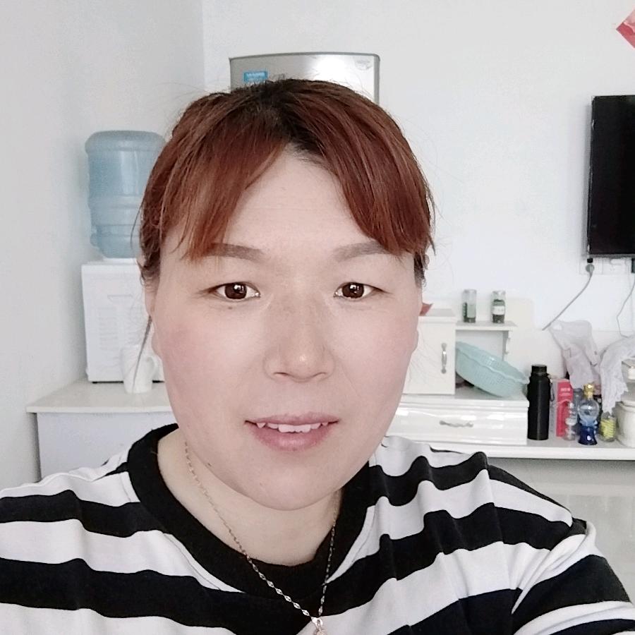 爱唱歌跳舞的莉莉