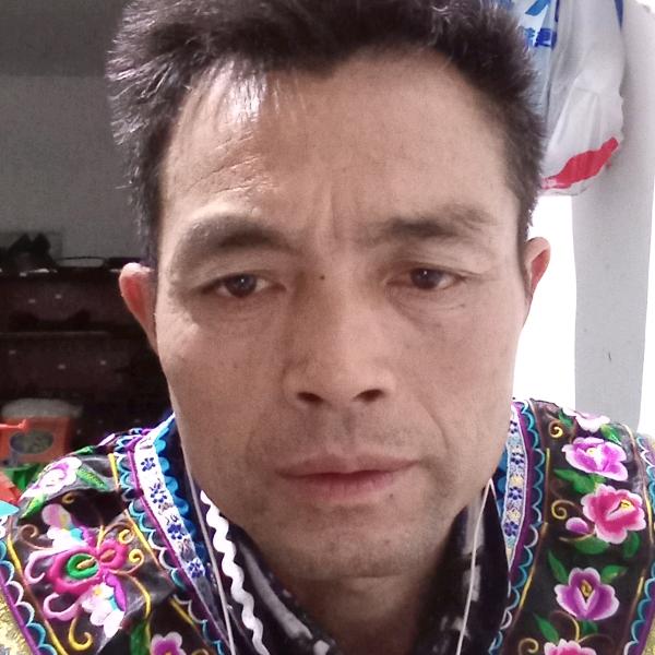 巴铃布衣哥宏发农机经营