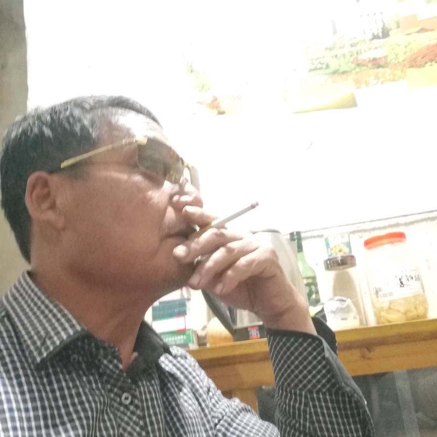 坎坷人生