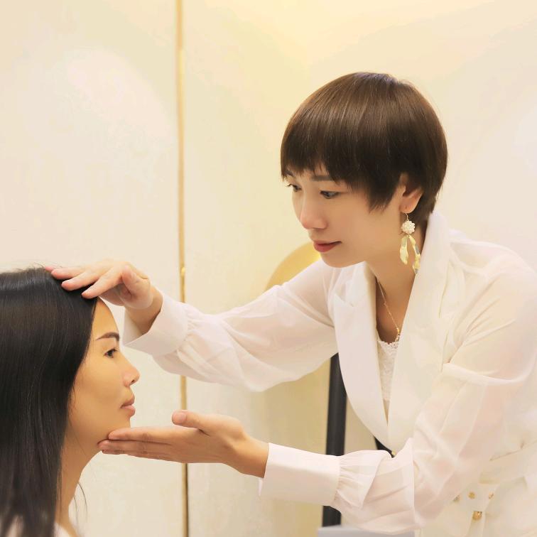 小海～徐闻县～眉眼唇设计美学