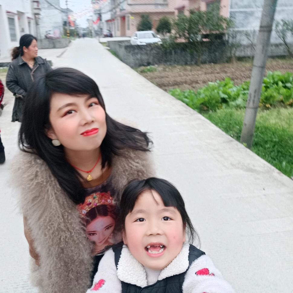 燕尔无骨鸡爪，江湖黑鸭🎤