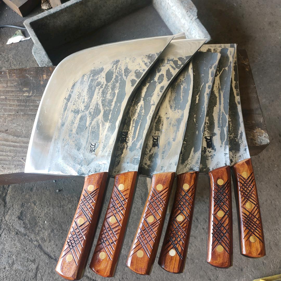 精铸小镇手工锻打