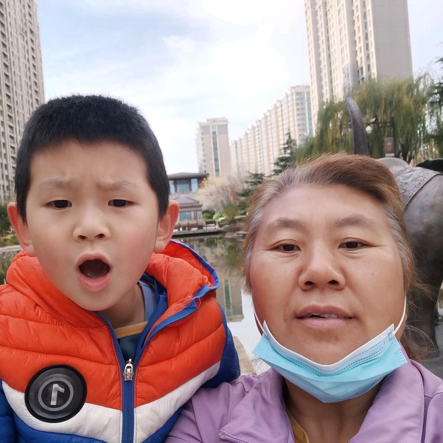 小杜爱学习（翟艳）