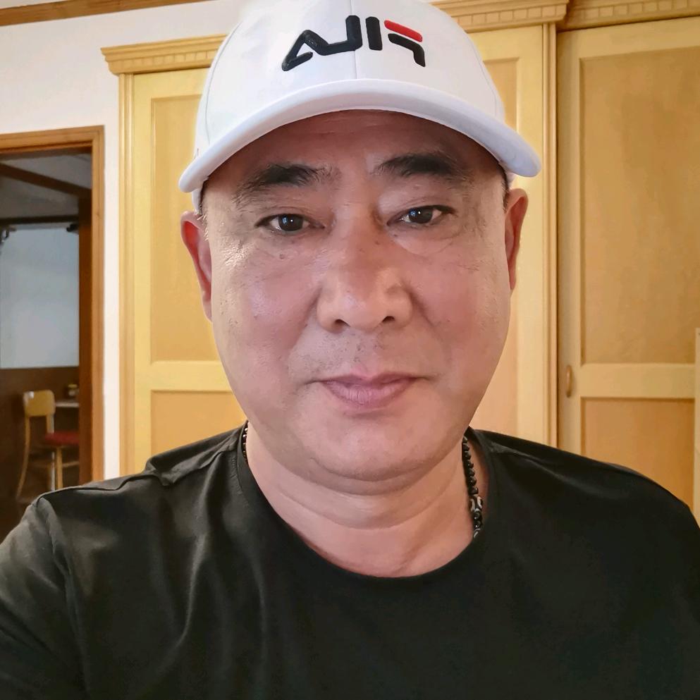 俊中沪牌