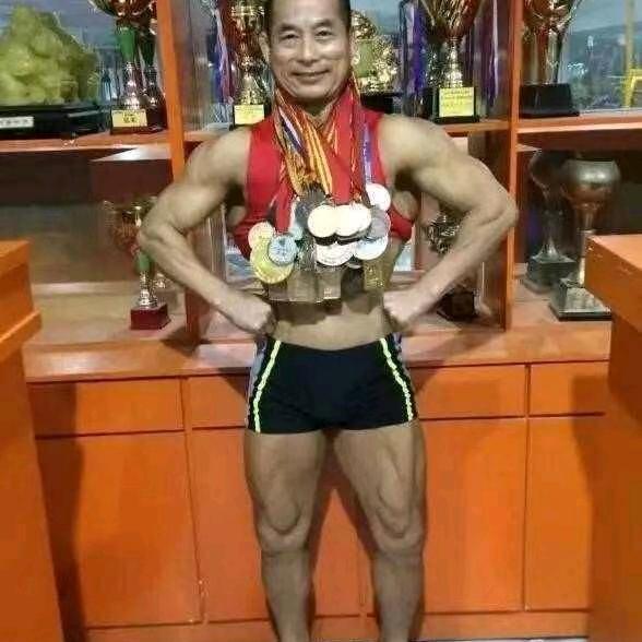 周宜标