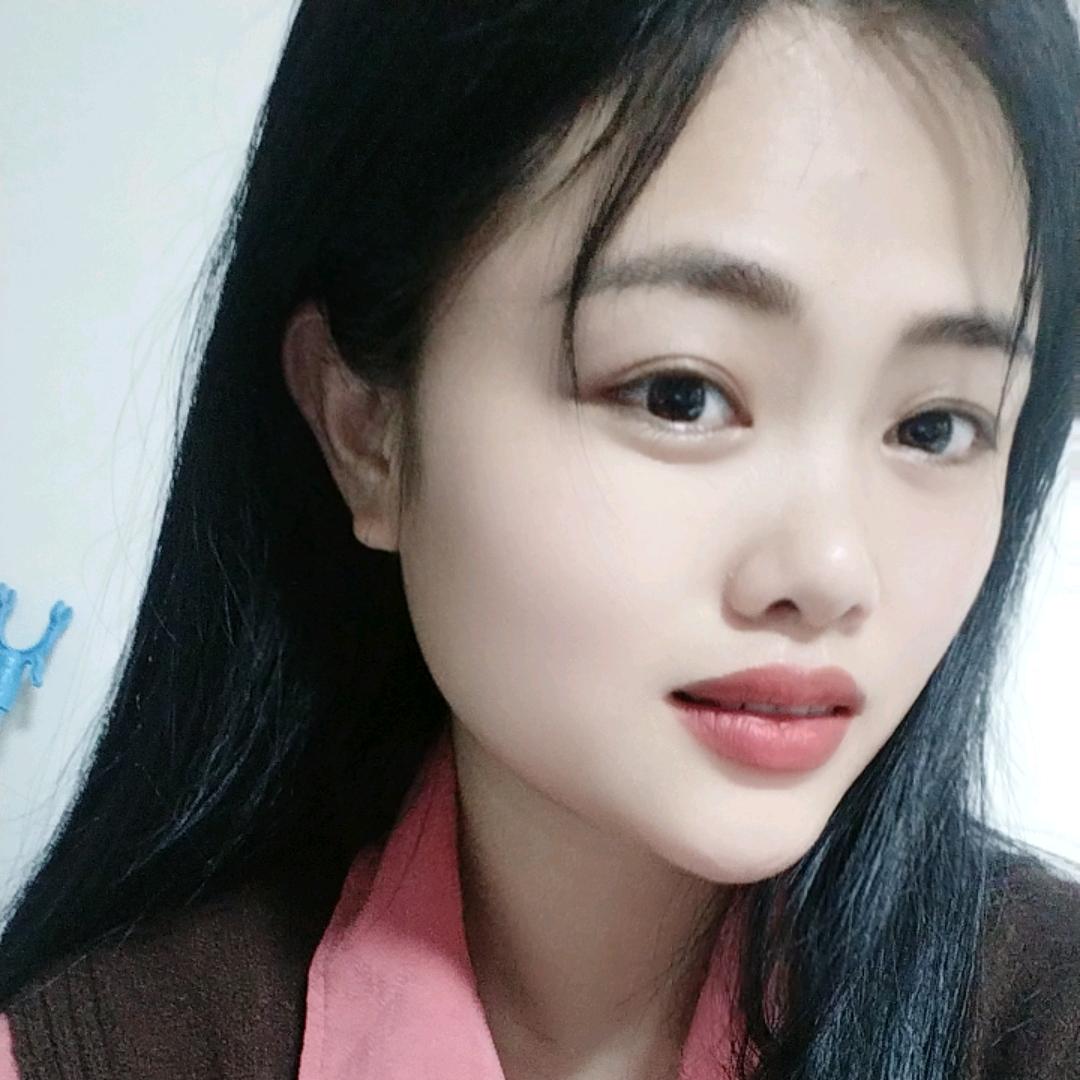 罗甸布依族杨宝贝